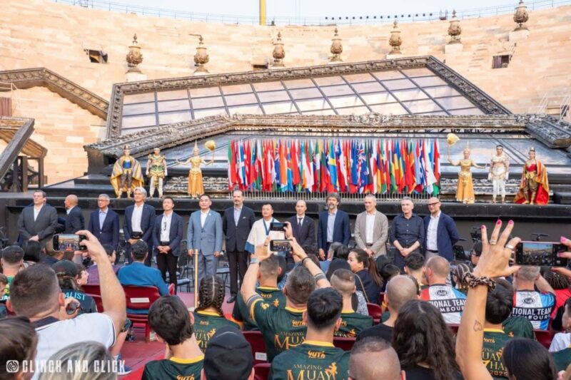 มวยไทย” กระหึ่ม ในสังเวียนนักรบ เวโรนา 2 พันปี “สรวงศ์ – พิมล” เปิดงาน “อะเมซิ่งมวยไทย” อิตาลี