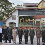 พลเอก มนัส จันดี เสนาธิการทหารกองบัญชาการกองทัพไทย ตรวจเยี่ยมการควบคุมการ เปิด-ปิด จุดผ่านแดน ไทย-กัมพูชา และมาตรการที่เกี่ยวข้อง ในพื้นที่กองบัญชาการป้องกันชายแดนจันทบุรีและตราด