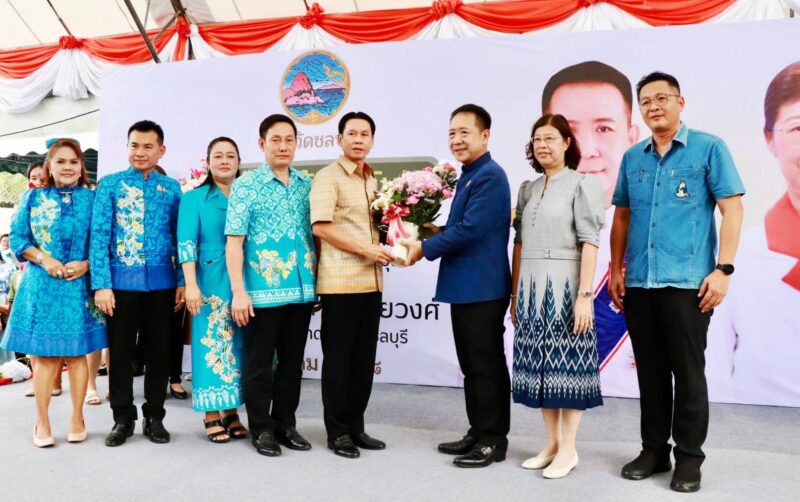 ลูกหลานชลบุรีกลับบ้าน! “นริศ นิรามัยวงศ์” รับตำแหน่งผู้ว่าฯ ชลบุรีคนใหม่ ท่ามกลางการต้อนรับอบอุ่น”
