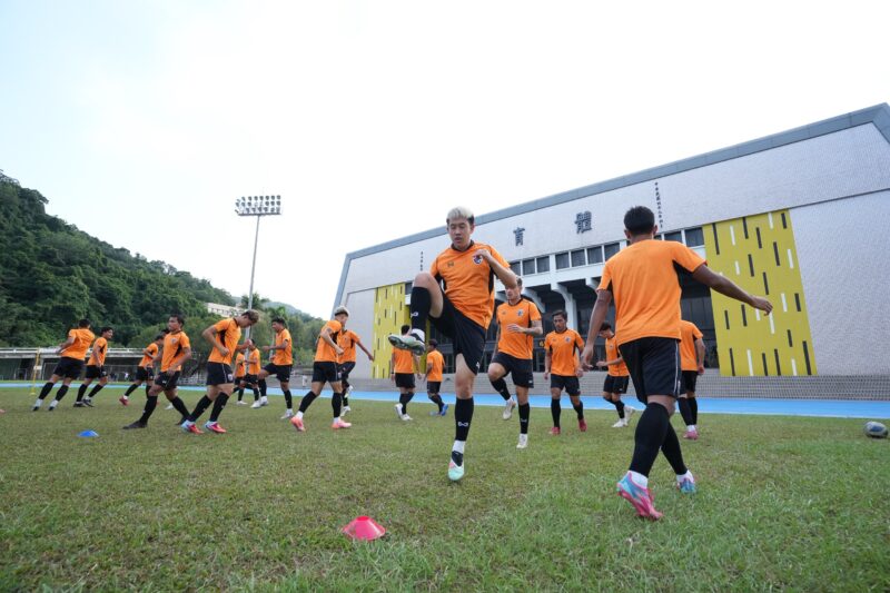 ทีมชาติไทย ชุดใหญ่ ซ้อมครั้งแรกที่ ไชนีส ไทเป “วรชิต-ศุภนันท์“ ตั้งเป้าชนะพร้อมตุนลูกได้เสีย