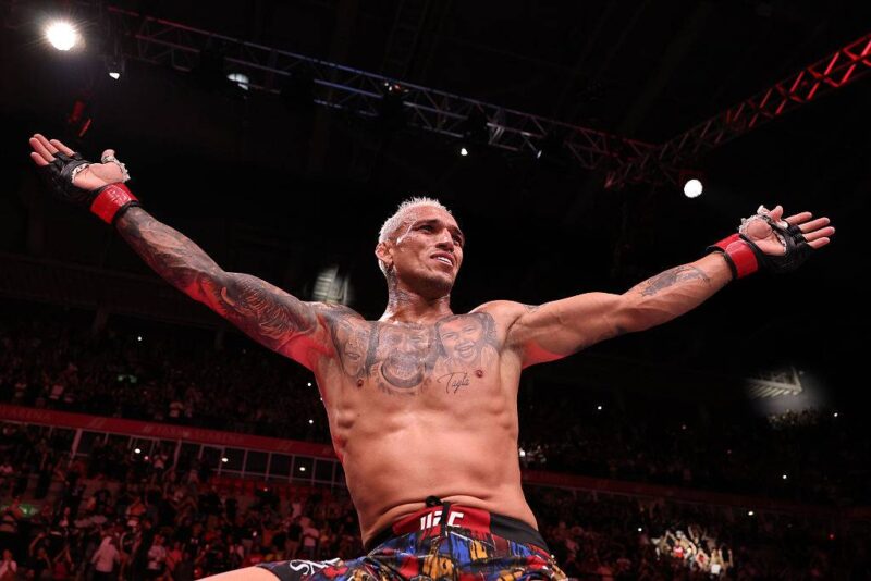 โอลิเวียรา คืนฟอร์มซับมิชชันดับ แกมร็อต ยก 2 ศึก UFC ตะลุยบราซิล