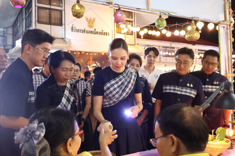 ซาบีดา รมว.วัฒนธรรม เปิดเทศกาลจุดไฟตูมกา หนึ่งเดียวในโลก ชูวัฒนธรรมอีสานอันซีนไทย สู่สากล