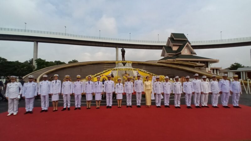 ผู้ว่าปากน้ำ เป็นประธานทำบุญตักบาตร เนื่องใน “วันนวมินทรมหาราช”