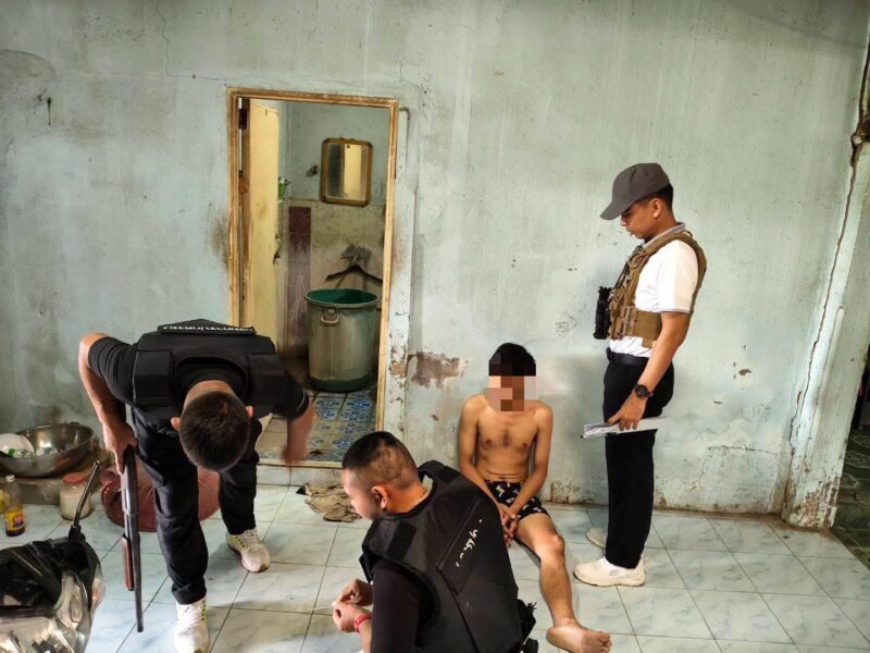 ทอดผ้าป่ายาเสพติดเริ่มเห็นผลแล้วที่ยโสธร มีรายงานจาก อ.เมืองยโสธร เจ้าหน้าลงพื้นที่จับกุมผู้เสพได้