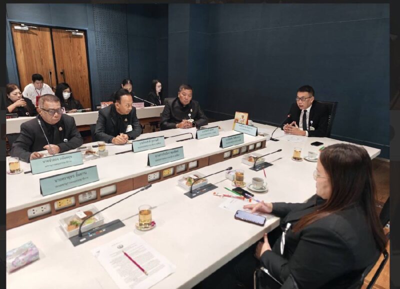 กมธ.สิ่งแวดล้อม วุฒิสภา หนุนล้างบางเสาเถื่อน “อัจฉริยะ” กางแผนเช็กบิลค่ายมือถือ-ยึดใบอนุญาต