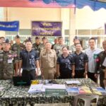 ข่าว จ.ตราดจัดโครงการตราดรวมใจ บริการเคลื่อนที่ รับฟังทุกข์สุขประชาชน ร่วมกับหน่วยแพทย์เคลื่อนที่ พอ.สว. ประจำจังหวัดตราด ให้บริการประชาชนในพื้นที่อำเภอคลองใหญ่