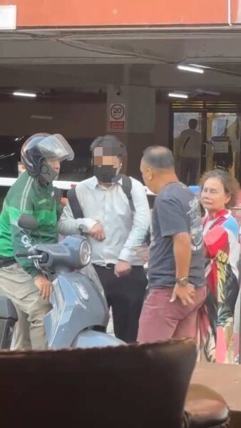 รวบหนุ่มจีนแก๊งคอลเซ็นเตอร์ หลอกป้าวัย 74 สูญกว่า 5.2 แสน วางแผนซ้อนจับคาหนังคาเขตย่านหัวหมาก