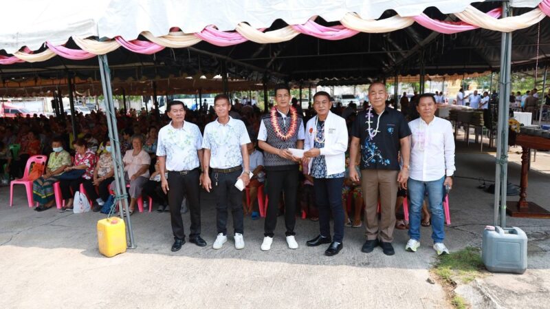 อบต.มาบโป่งจัดโครงการธรรมะเพื่อผู้สูงวัยใจชื่นบานโดยมี นายก อบจ.เป็นประธานเปิดงานประเพณีสงกรานต์ และวัฒนธรรมตำบลมาบโป่ง ประจำปี พ.ศ. 2569