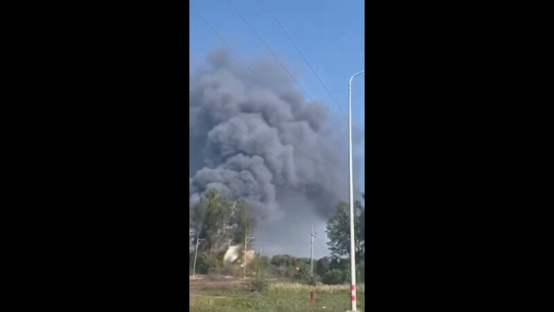 ไฟไหม้บ่อขยะเกาะแต้ว ควันโขมงกระทบชาวบ้านใกล้เคียง ผู้สูงอายุ-เด็กต้องสวมหน้ากากป้องกัน