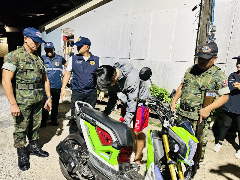 ข่าว คลองใหญ่ลุยกวาดล้างยาเสพติดในหมู่บ้าน! รวบหนุ่มกัมพูชาพร้อมไอซ์