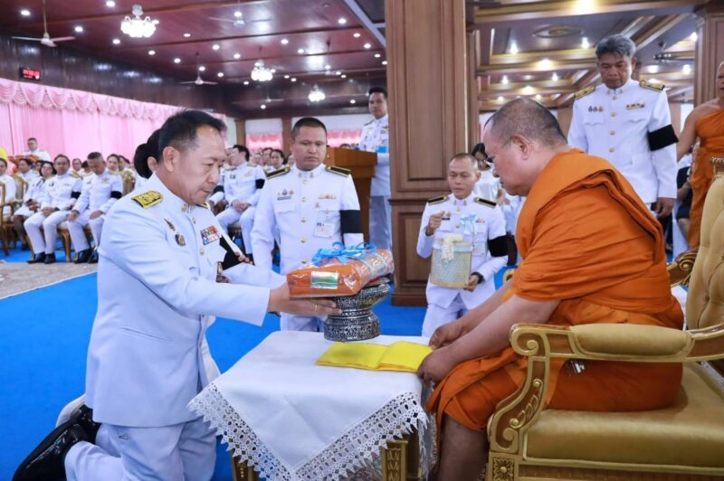 มหาดไทยลงพื้นที่เกาะสีชังติดตามแผนเพิ่มพื้นที่สีเขียว เตรียมปลูกเสริมป่ากว่า 367 ไร่