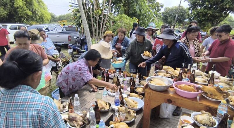 นครนายก ชาวบ้านร่วมจัดประเพณีทำบุญเลี้ยงปู่ตาคำยอย ทุกเดือน 6 ของทุกปีเป็นการสืบทอดบรรพบุรุษมากว่า 100 ปี พร้อมจุดธูปเสี่ยงทายใกล้วันหวยออก