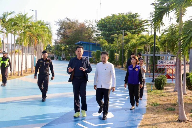 มหาดไทยลงพื้นที่เกาะสีชัง ติดตามแผนเพิ่มพื้นที่สีเขียว เตรียมปลูกเสริมป่ากว่า 367 ไร่