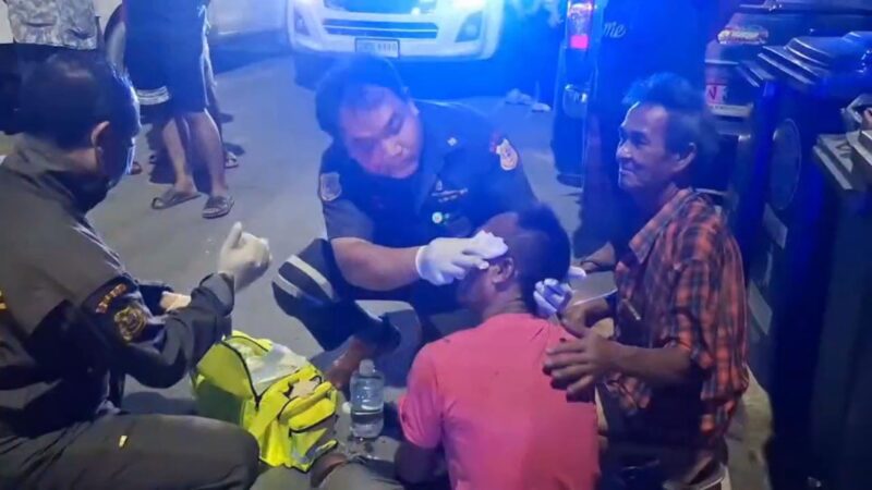 หนุ่มเขมรแสบ ย่องลักไก่ชนราคาแพงทำมาแล้ว 3 ครั้ง เจ้าของดักจับได้คาหนังคาเขา เจอแม่ไม้มวยไทยหน้าแหก