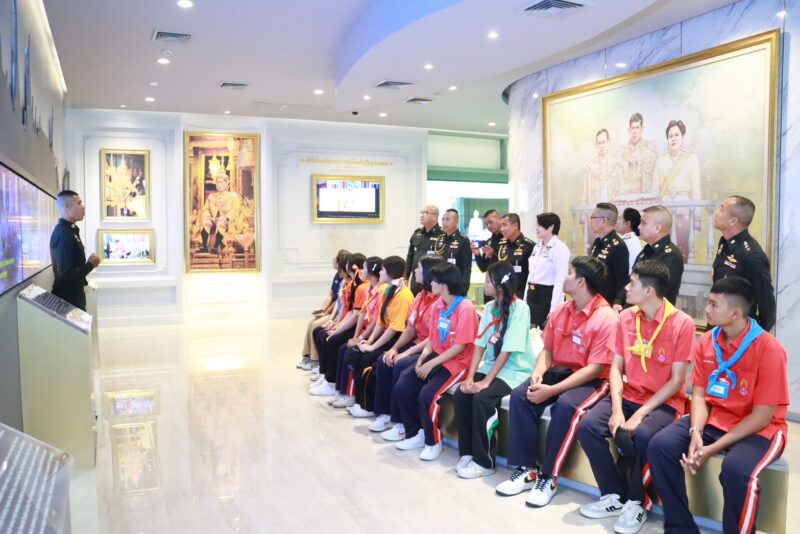 ปทุมธานี – รอง ผบ.นทพ. ตรวจเยี่ยม สนร. เน้นย้ำบูรณาการเชิงรุก พร้อมปลูกฝังความจงรักภักดีแก่เยาวชน