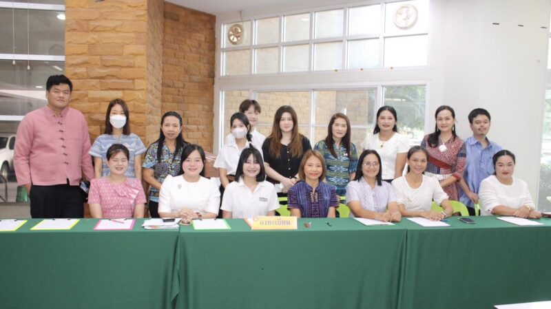 เทศบาลเมืองจันทบุรี จัดการประชุมประชาคม เพื่อพิจารณาร่างแผนพัฒนาท้องถิ่น