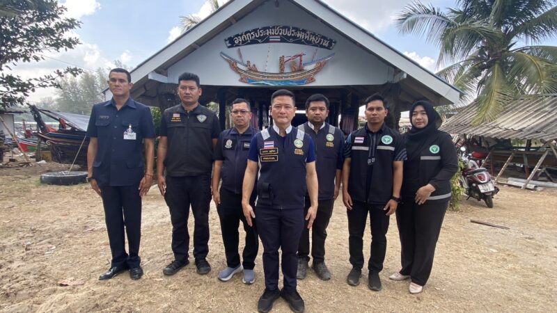 ศรชล.นราธิวาส รุกสร้างเกราะคุ้มกันชาวประมงพื้นบ้าน ติวเข้มกฎหมายใหม่-ทักษะกู้ชีพ หวังลดสูญเสียช่วงมรสุม