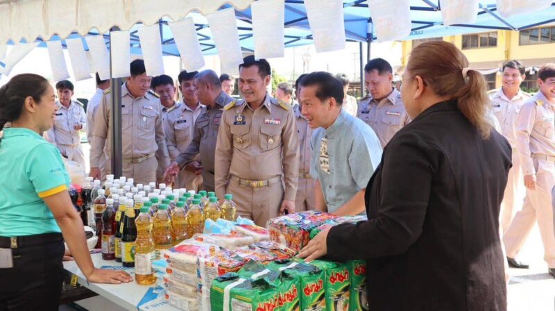 Kick off กิจกรรม “ไทยช่วยไทย” ขนทัพสินค้าราคาประหยัด หวังบรรเทาความเดือดร้อน ลดภาระค่าครองชีพให้ประชาชน