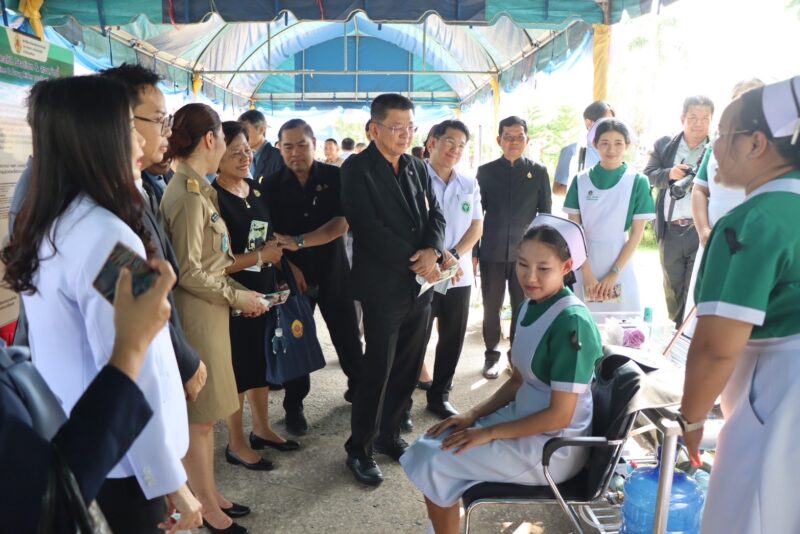 รองผู้ว่าฯ กำแพงเพชร ต้อนรับคณะกรรมการมูลนิธิฯ ตรวจเยี่ยมสถานีอนามัยเฉลิมพระเกียรติฯ บ้านไตรตรึงษ์ มุ่งยกระดับสุขภาวะชุมชน