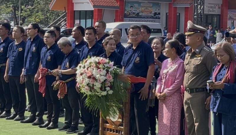 มหาสารคาม – ช้างร่วมแห่บุญบั้งไฟพยัคฆฯ รถขยะปิดท้าย สะท้อนงานบุญวิถีใหม่ใส่ใจสิ่งแวดล้อม