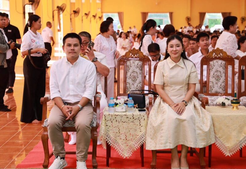 นายกเต๋า-รองบอล อบต.คลองกิ่ว ร่วมโครงการสัปดาห์ส่งเสริมพระพุทธศาสนา (วันวิสาขบูชา)