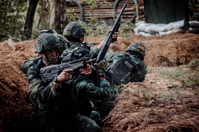 มทภ.2 ตรวจเยี่ยมการฝึกเป็นหน่วยกองพัน นอกที่ตั้ง ประจำปี 2569