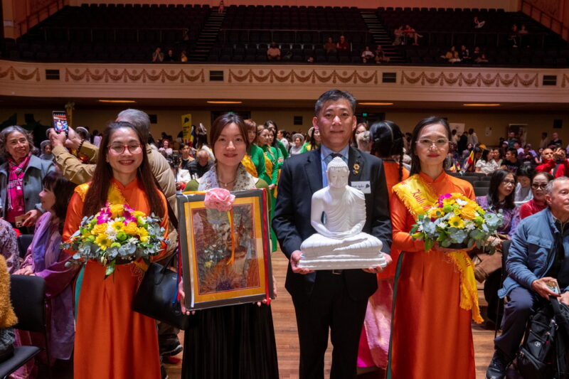 ปทุมธานี – ชาวพุทธ 14 ประเทศ ร่วมเดินพาเหรดใจกลางนครเมลเบิร์น ฉลองวิสาขบูชาโลก
