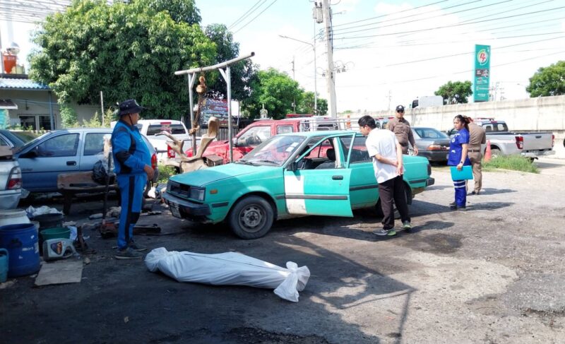 ปทุมธานี – สลดน้องชายขับเก๋งพาพี่ไปหาหมอช็อกดับคารถระหว่างทาง