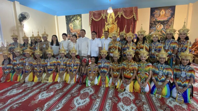 วัดนาทวีและผู้มีจิตศรัทธาร่วมทอดผ้าป่าสามัคคี สมทบทุนสร้างศูนย์พักพิงผู้ประสบภัย ยอดทำบุญทะลุ 2.5 ล้านบาท