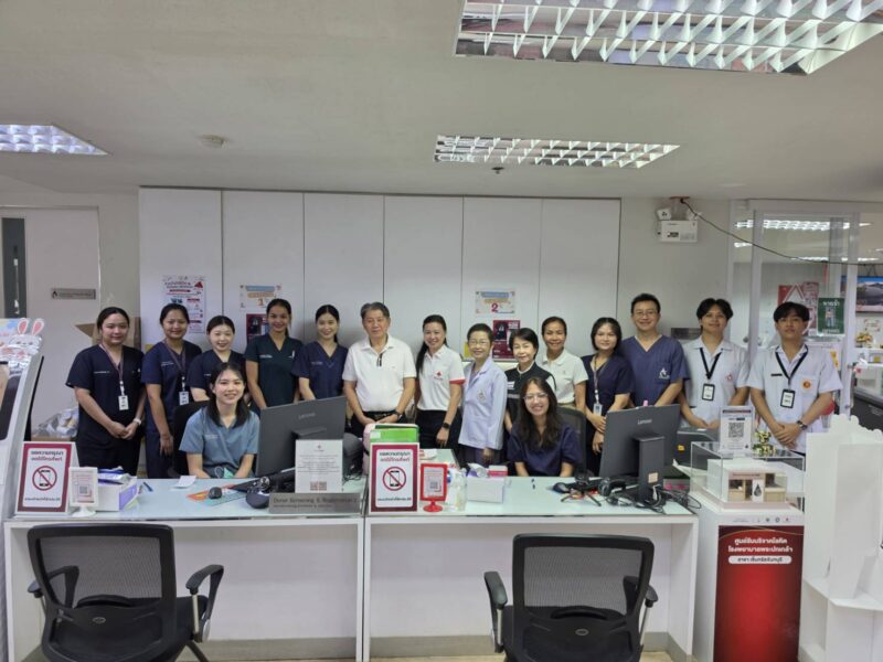จันทบุรี – พสกนิกรร่วมบริจาคโลหิต เฉลิมพระเกียรติสมเด็จพระนางเจ้าฯ พระบรมราชินี