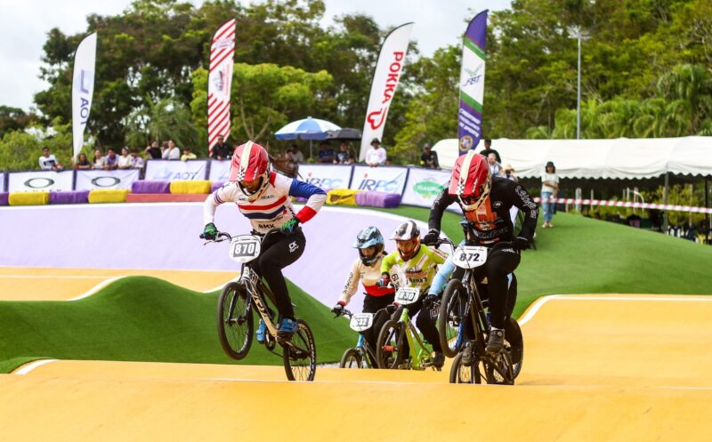 นายอำเภอทองผาภูมิปลื้มใจ BMX ไทยคึกคัก นักปั่นกว่า 400 คนแห่ชิงชัยทำเศรษฐกิจคึกคัก ขณะที่ “โกเมธ” นำทัพทีมชาติทะลุชิงตามคาด