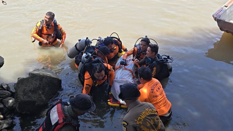 ปทุมธานี สลดนักเรียน ม.1 ลื่นตกแม่น้ำเจ้าพระยาดับ