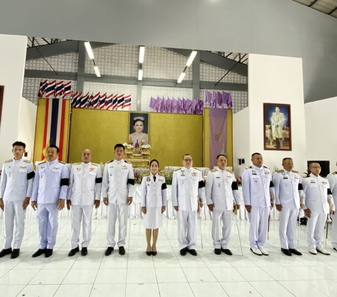 ตราด – อ.คลองใหญ่ จัดพิธีเจริญพระพุทธมนต์และทำบุญตักบาตรถวายพระราชกุศล เนื่องในโอกาสพระราชพิธีมหามงคลเฉลิมพระชนมพรรษา 4 รอบ สมเด็จพระนางเจ้า ฯ พระบรมราชินี 3 มิถุนายน 2569