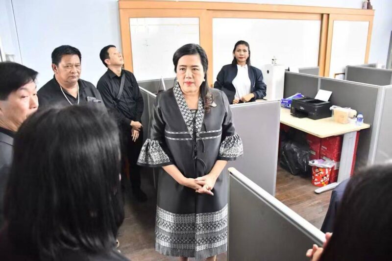อธิบดีกรมประชาสัมพันธ์ ตรวจเยี่ยมสำนักงานประชาสัมพันธ์จังหวัดชลบุรี พอใจผลการดำเนินงาน พร้อมเน้นบริหารคนและประยุกต์ใช้ AI ยกระดับงานประชาสัมพันธ์