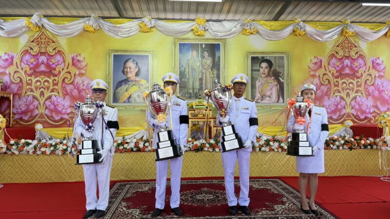 ปทุมธานีศึกเรือยาวชิงถ้วยพระราชทานระดมเรือกว่า 40 ลำชิงแชมป์เจ้าความเร็วลุ่มน้ำเจ้าพระยา 3 วัน 3 คืน