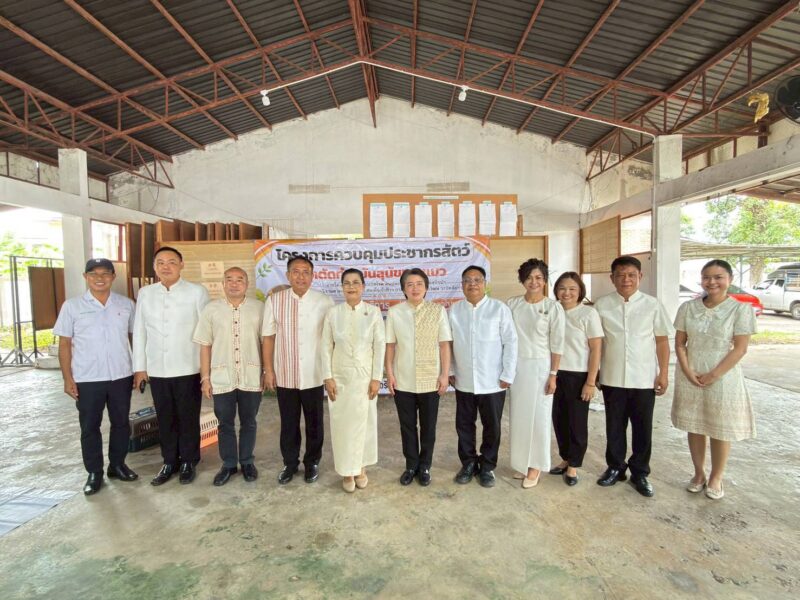 จังหวัดร้อยเอ็ด – เดินหน้าป้องกันโรคพิษสุนัขบ้า จัดโครงการปศุสัตว์ร่วมใจกำจัดภัยโรคพิษสุนัขบ้า เฉลิมพระเกียรติ เนื่องในโอกาสวันคล้ายวันประสูติ 4 กรกฎาคม มุ่งสู่เป้าหมาย “สัตว์ปลอดโรค คนปลอดภัยจากโรคพิษสุนัขบ้า” ตามพระปณิธาน