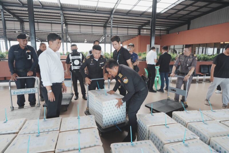 เมืองพัทยา ยุบรวมหีบบัตรเลือกตั้ง 113 หน่วย เหลือ 42 หีบ เก็บรักษา 2 ปี ย้ำทุกขั้นตอนโปร่งใส ตรวจสอบได้