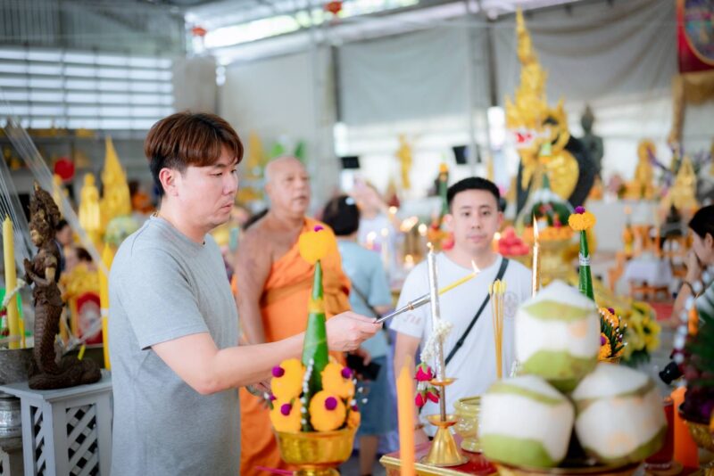 นครนายก – วัดธรรมปัญญาสวดมหาพุทธาภิเษก พญานาค 4 ตระกูล 4 ทิศ 4 สี 4 องค์