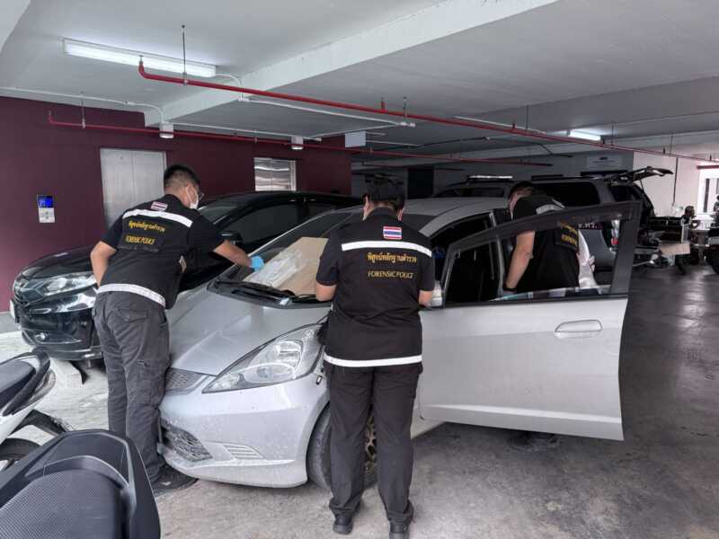 หัวหมากขยายผลค้นรถต้องสงสัย พบปืนลูกซองไทยประดิษฐ์ซุกซ่อนเพิ่ม 2 กระบอก พร้อมกระสุน