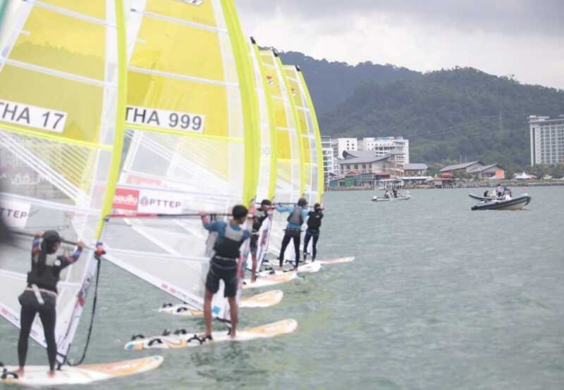 โต้คลื่นไทยเฮ คว้าแชมป์วินด์เซิร์ฟชิงแชมป์เอเชีย