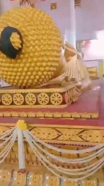 หนุ่มแค้นพระสงฆ์แจ้งความติดคุก หลังพ้นโทษถือเกงในนำมาครอบตรงพระเกศมาลาก่อนเยี่ยวใส่องค์พระทิ้งให้ดูต่างหน้า
