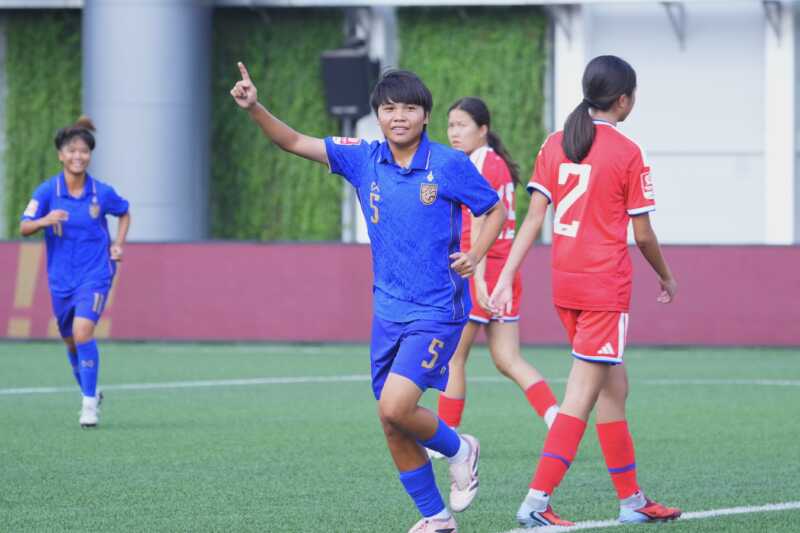 ฟุตบอลหญิงไทย U17 อัด สิงคโปร์ 6-0 คว้าแชมป์กลุ่มบี ลิ่วรอบรองฯ ดวลมาเลเซีย ศึก Srikandi Merdeka Cup 2026