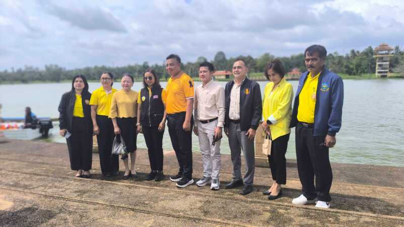 ชุมพรจัดใหญ่ “แข่งขันเรือยาวประเพณีขึ้นโขนชิงธง” 9–13 ก.ย. สืบสานมรดกวัฒนธรรมทางน้ำ ชวนประชาชนร่วมชมการแข่งขันและกิจกรรมตลอด 5 วัน