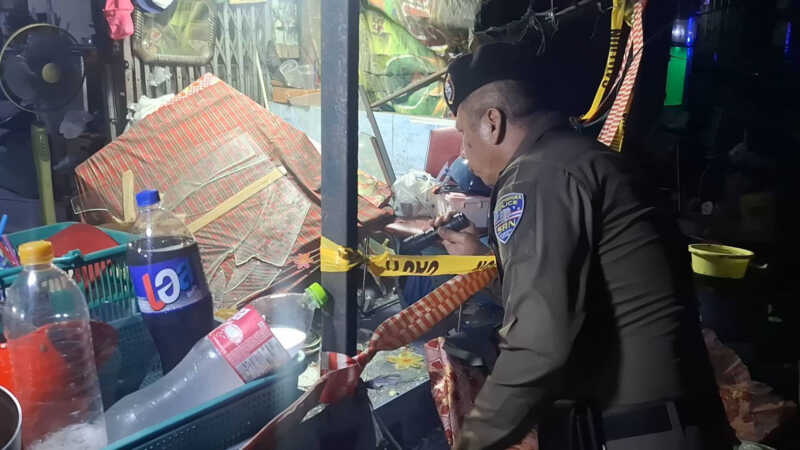 ระทึกข้างย่านสำโรง หนุ่มวัย 27 ปี ถูกระเบิดบาดเจ็บสาหัส ตำรวจเร่งหาสาเหตุ มีวงจรปิดได้ยินเสียตอนระเบิด