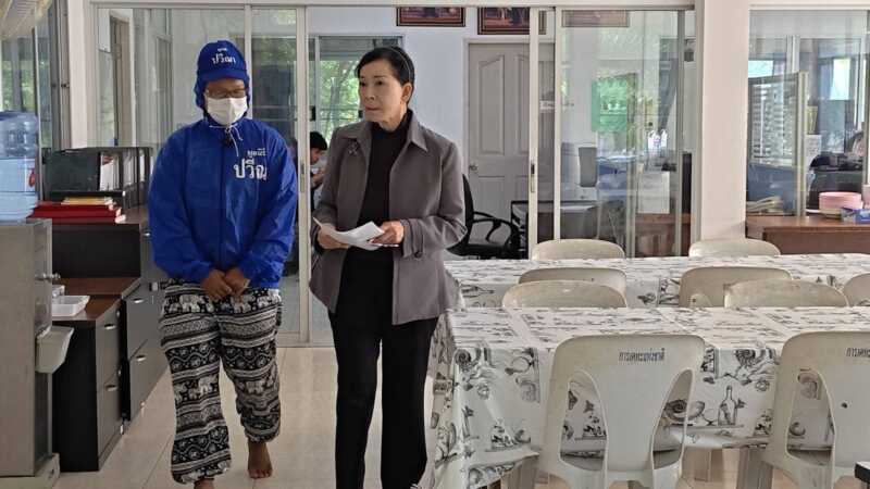 ปทุมธานี – ปวีณาช่วยเด็ก ม.4 ถูกตาขืนใจ 7 ปี จนกินยาหวังจบชีวิต