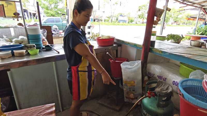 ปทุมธานีโจรตีเนียนย่องเบาร้านก๋วยเตี๋ยวฉกถังแก๊สเงินทอนหนีลอยนวลวงจรปิดมัดตัวชัด