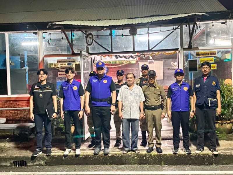 ตราด สรรพสามิตตราด จับมือฝ่ายปกครอง-ตำรวจ ลุยตรวจเข้มสถานบันเทิงอำเภอคลองใหญ่ จัดระเบียบสังคมและแก้ปัญหาเสียงดัง