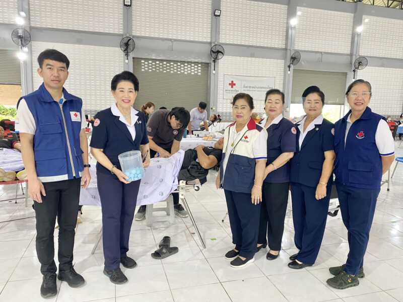 ตราด! กิ่งกาชาดอําเภอคลองใหญ่ร่วมกับโรงพยาบาลพระปิยมหาราชและโรงพยาบาลคลองใหญ่ จัดกิจกรรมรับบริจาคโลหิตได้ 38,250 ซีซี