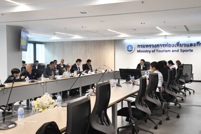 “รมว.สุรศักดิ์” นั่งหัวโต๊ะประชุม Prime Minister’s Youth Cup เตรียมชง ครม. จัดต่อเนื่อง 5 ปี สร้างระบบฟุตบอล-วอลเลย์บอล เยาวชนทั่วประเทศ