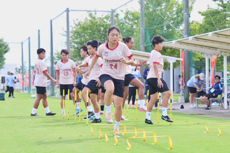 ฟุตบอลหญิงไทย ซ้อมต่อเนื่อง เตรียมชนเวียดนาม ชี้ชะตาเข้ารอบ Asian Games 2026, “ริญญาภัทร์” รับทีมไม่กดดันแม้มีเป้าหมายเดียวคือต้องชนะ